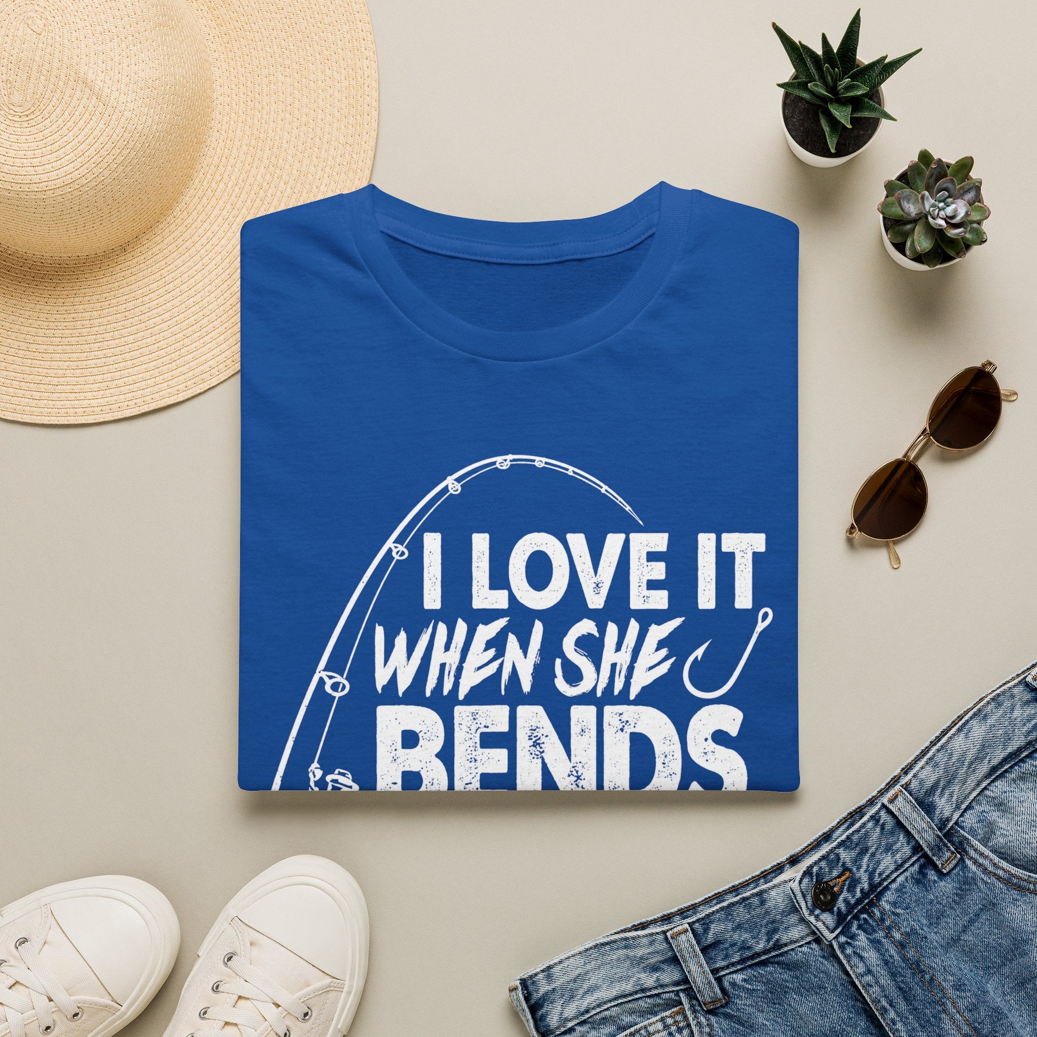 Funny Fishing Shirt - Bend over & Scream